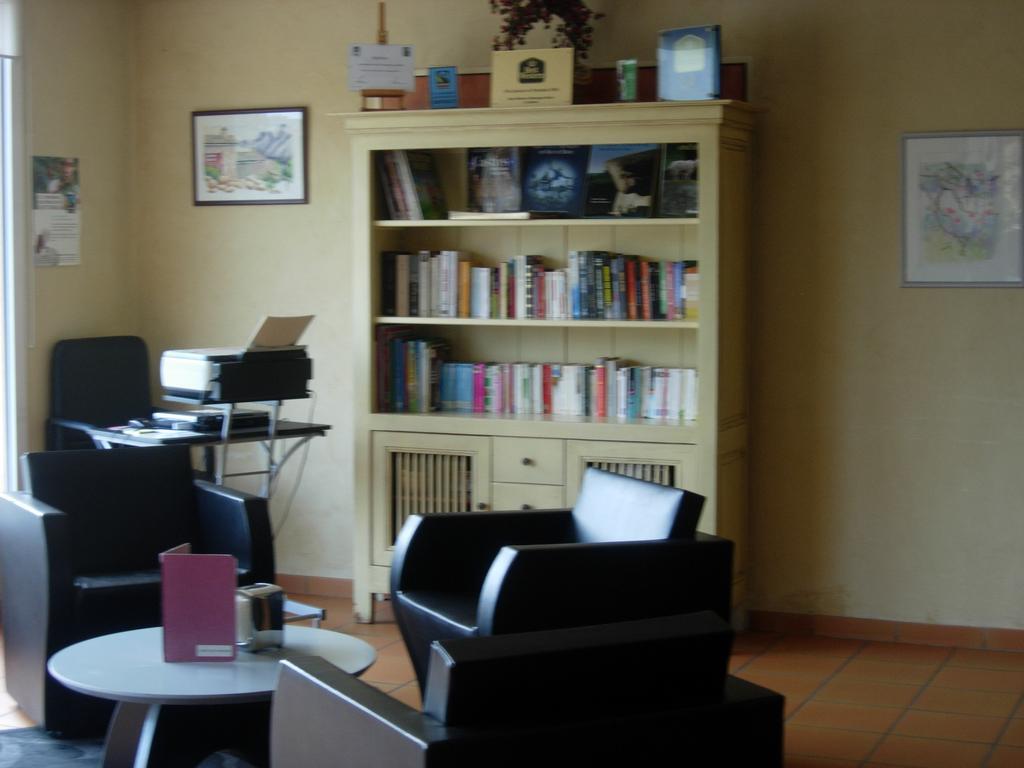 Lagarrigue  Best Western Montagne Noire מראה חיצוני תמונה